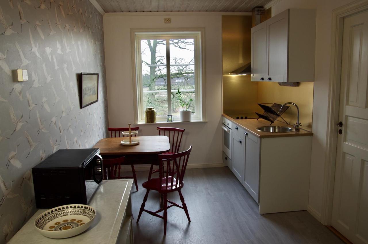 Hidingsta Gard B&B Эребру Экстерьер фото